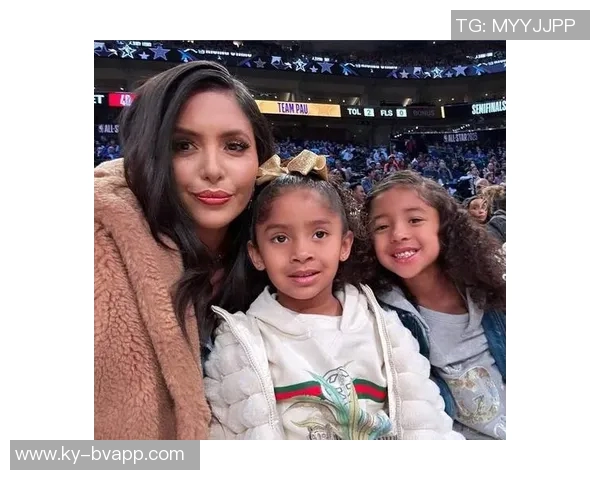 大加索尔迎来女儿诞生感恩生活赐予我们新的幸福小天使 大加索尔迎来女儿诞生感恩生活赐予我们新的幸福小天使