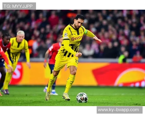 多特蒙德庆祝埃姆雷詹主罚点球全中创下100命中率佳绩