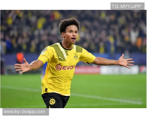 多特赢球后阿德耶米独自离开更衣室引发关注